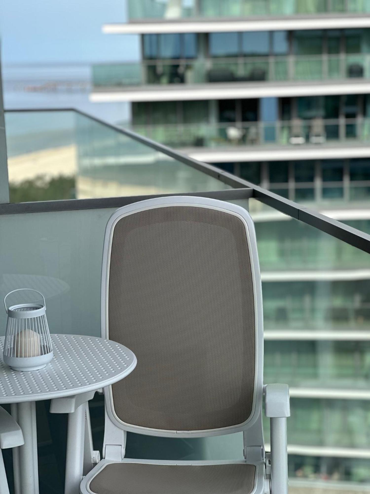 Sunny Haven Wave Sea View Apartment Miedzyzdroje Bagian luar foto