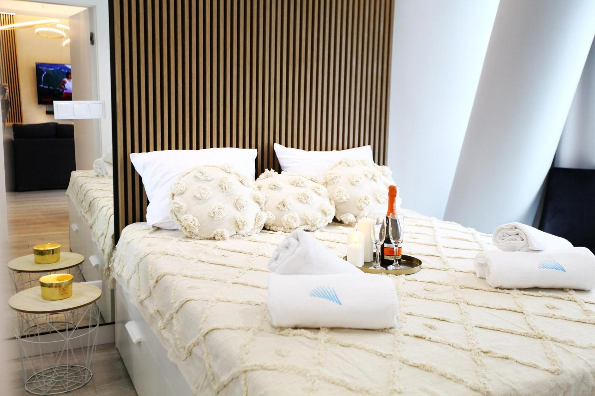 Sunny Haven Wave Sea View Apartment Miedzyzdroje Bagian luar foto